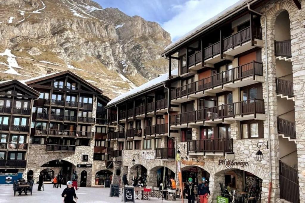 Central 3 Bedroom Chalet With Balcony Val-dʼIsère Esterno foto